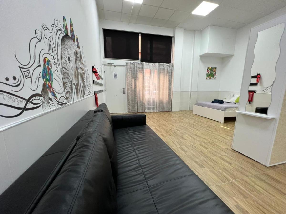 Aparthotel Nou Benicalap Luxury Apart à Valence Extérieur photo