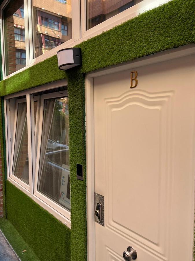 Aparthotel Nou Benicalap Luxury Apart à Valence Extérieur photo